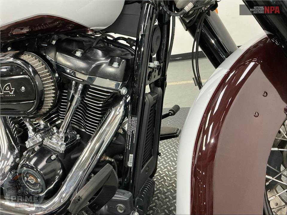 2021 Harley-Davidson FLHCS HERITAGE CLASSIC 114 — фото 13