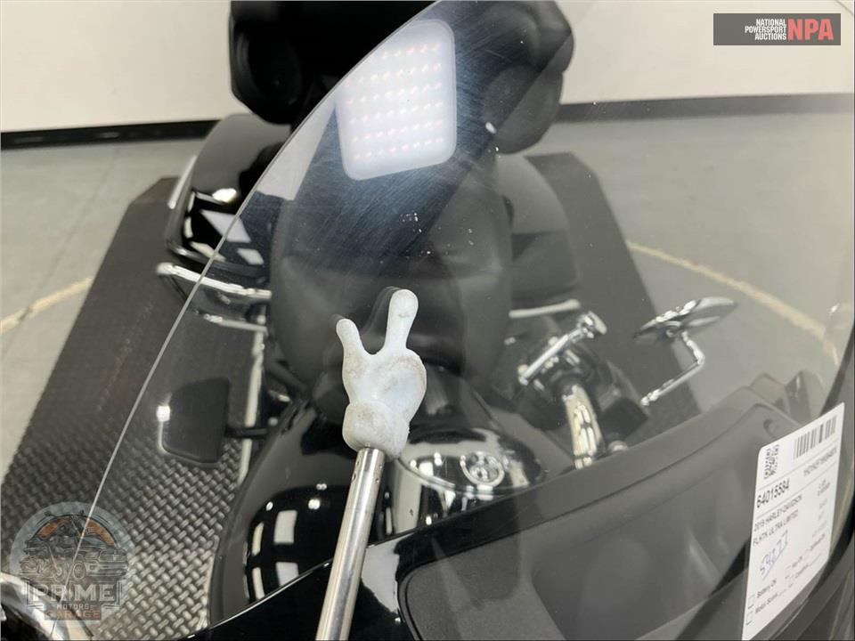 2019 Harley-Davidson FLHTK ULTRA LIMITED — фото 15