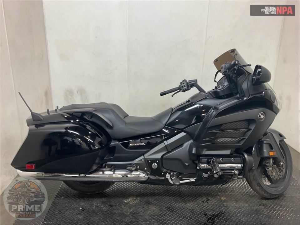 2013 Honda GL1800BDD GLDWNG F6B DLX — фото 1