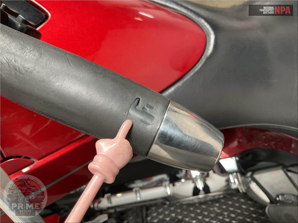 2013 Victory Motorcycles VISION TOUR RED BLACK — фото 30