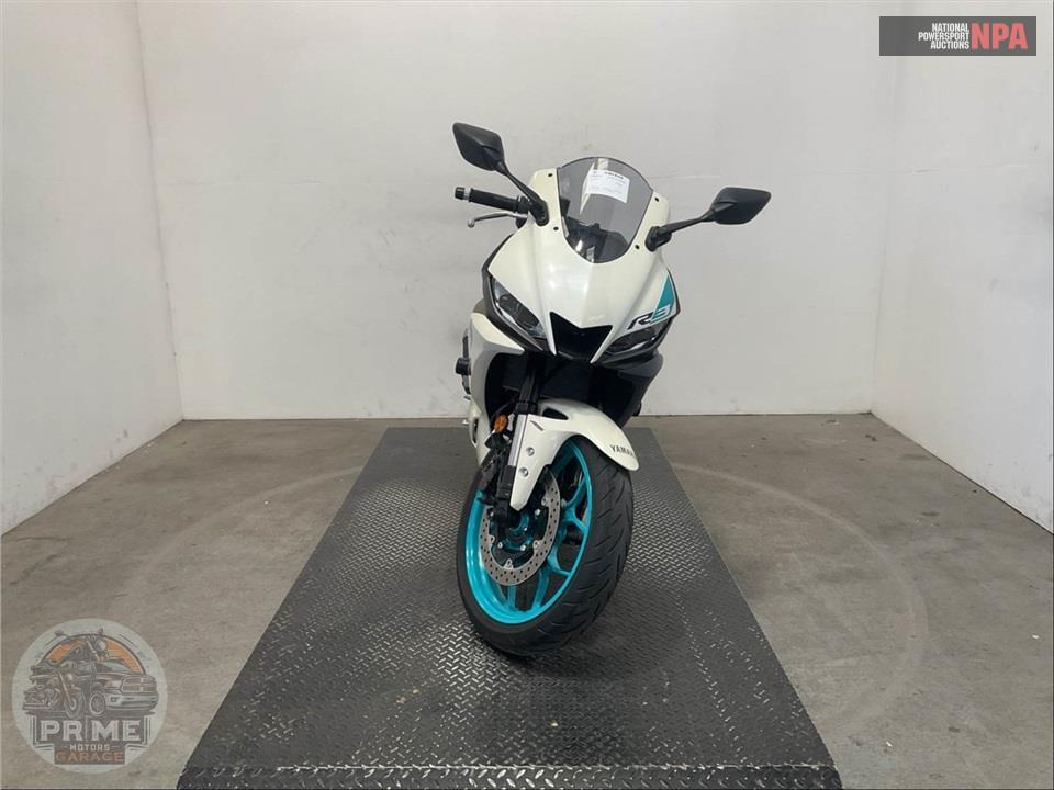 2024 Yamaha YZF-R3 — фото 2