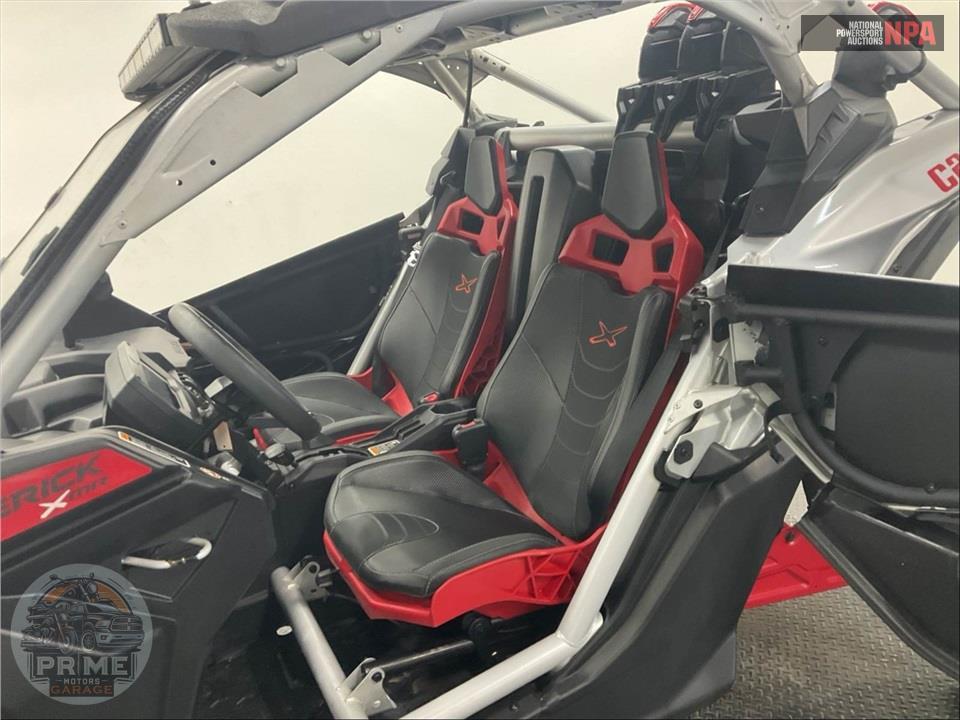 2025 Can-Am MAVERICK X3 X MR 72" TURBO RR — фото 18