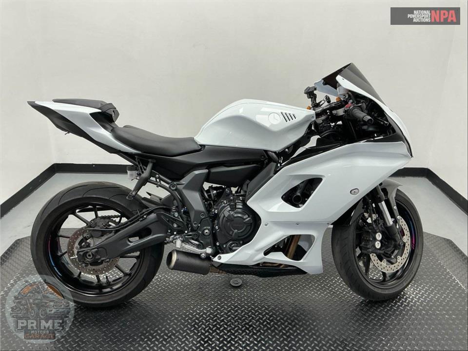 2024 Yamaha YZF-R7 — фото 1