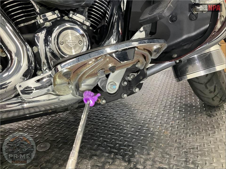 2018 Harley-Davidson FLHTKL ULTRA LIMITED LOW — фото 24