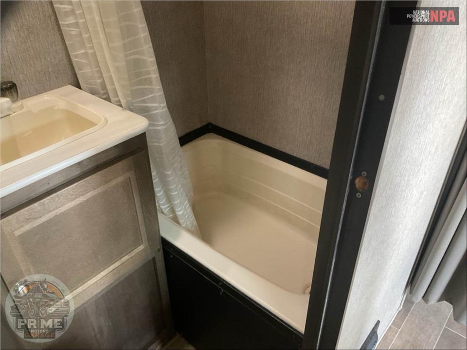 2019 Keystone Rv M-202 RD - SPRINGDALE SERIES — фото 18