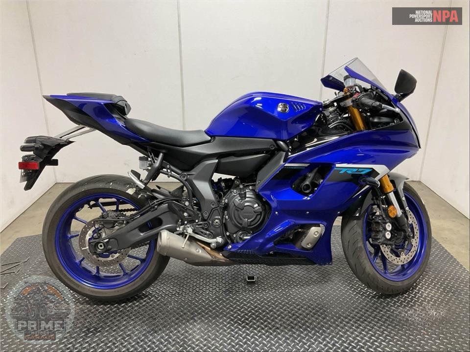 2025 Yamaha YZF-R7 — фото 1