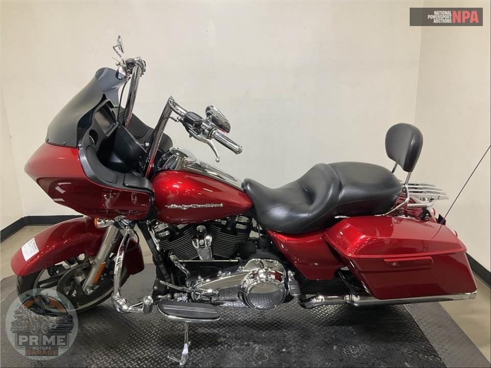 2019 Harley-Davidson FLTRX ROAD GLIDE — фото 3