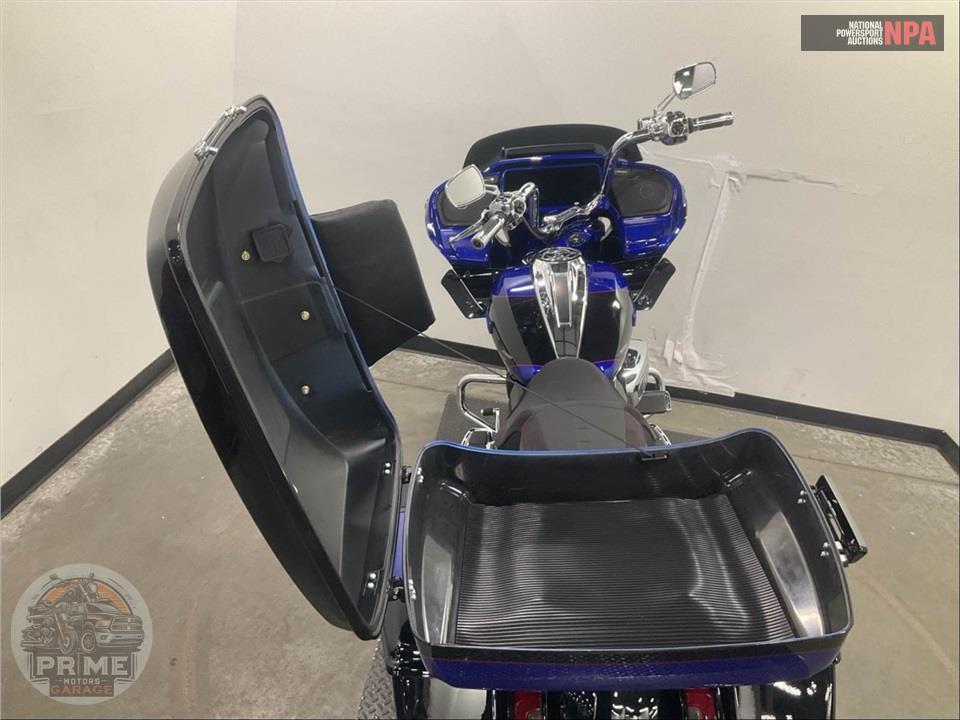 2025 Harley-Davidson FLTRXSE CVO ROAD GLIDE — фото 20