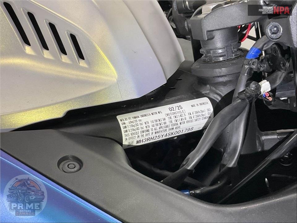 2025 Yamaha YZF-R3 — фото 34