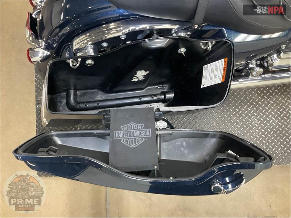 2016 Harley-Davidson FLHXS STREET GLIDE SPECIAL — фото 26