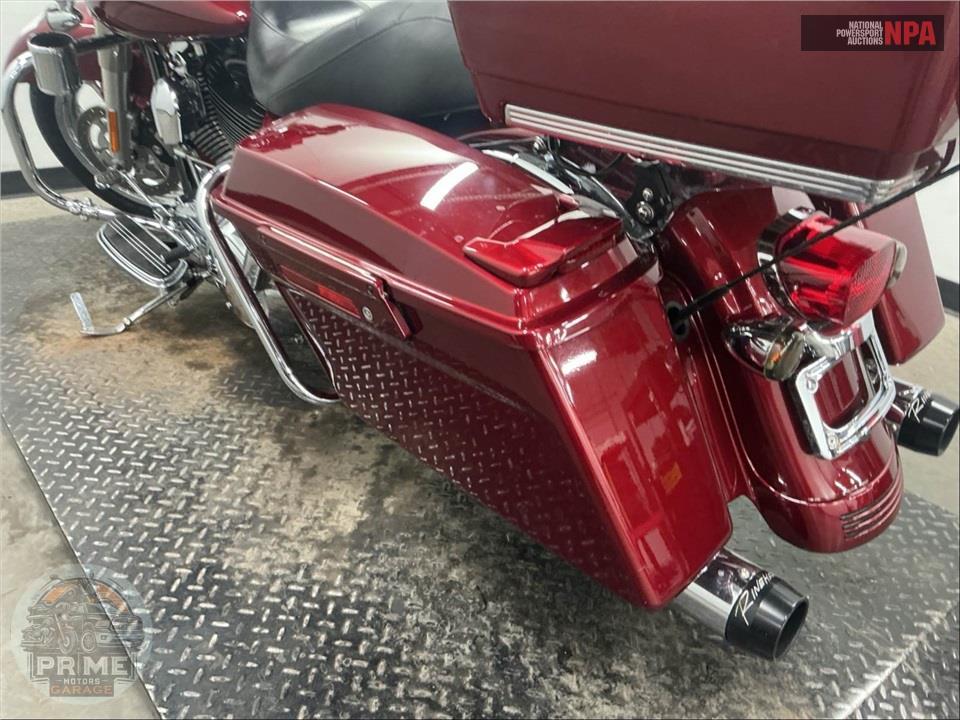 2009 Harley-Davidson FLHX STREET GLIDE — фото 23