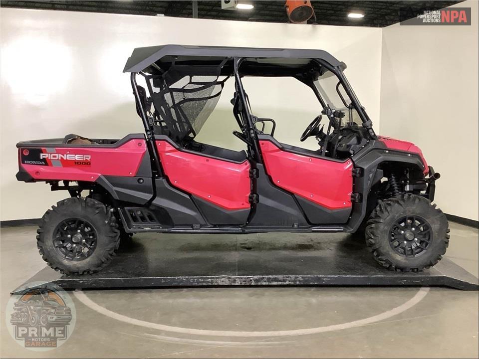 2023 Honda SXS1000M6D PIONEER 1000-6 DELUXE — фото 1