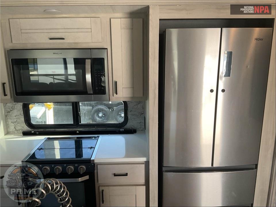 2022 East To West M-375BH-OK - TANDARA FIFTH WHEEL SERIES — фото 21