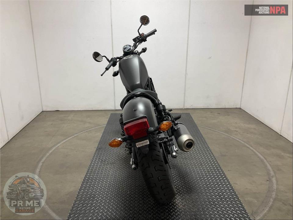 2018 Honda REBEL 300 — фото 4