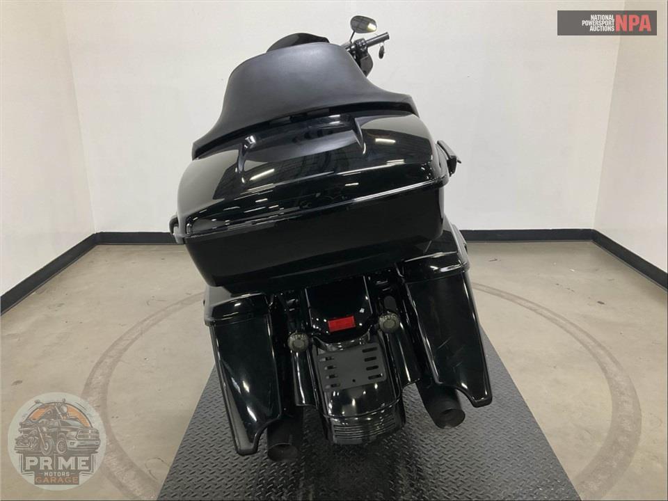2019 Harley-Davidson FLHXS STREET GLIDE SPECIAL — фото 4