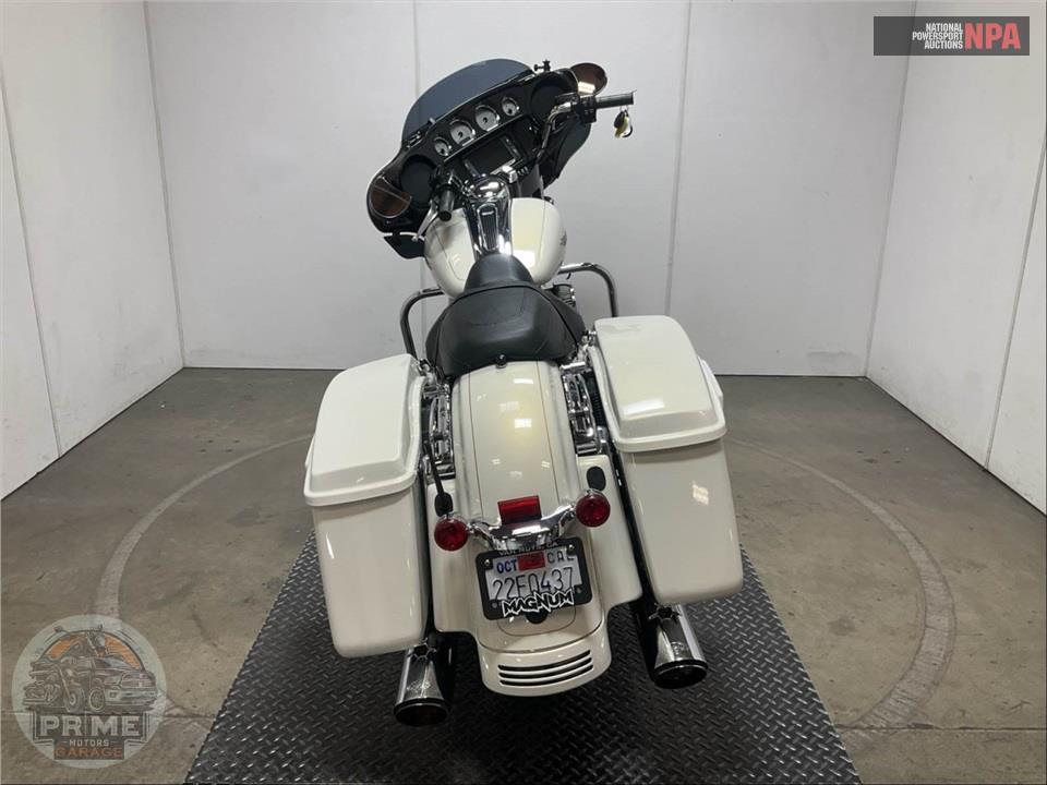 2014 Harley-Davidson FLHXS STREET GLIDE — фото 4