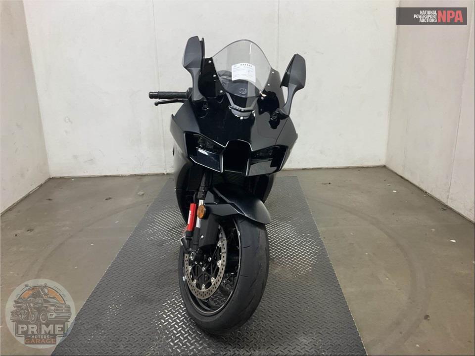 2024 Kawasaki NINJA ZX-10R — фото 2