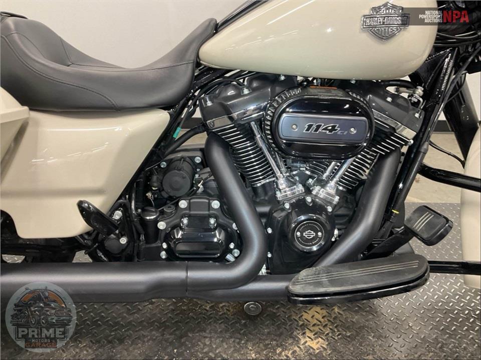 2022 Harley-Davidson FLHXS STREET GLIDE SPECIAL — фото 6