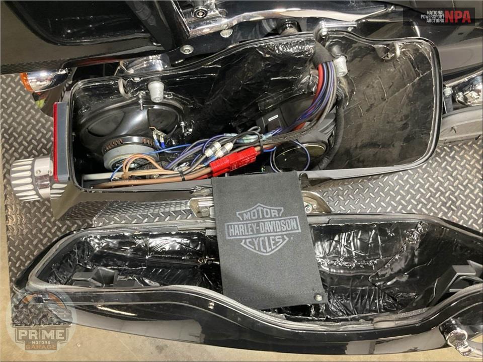 2019 Harley-Davidson FLHT ELECTRA GLIDE STANDARD — фото 25