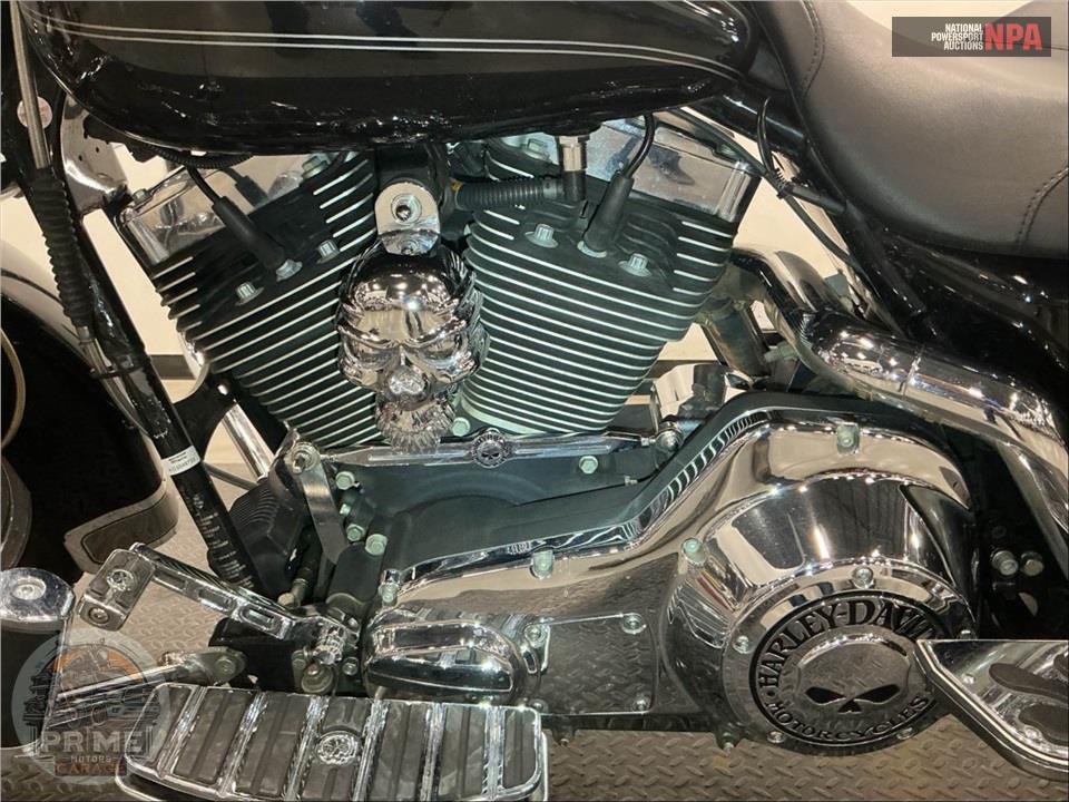 2006 Harley-Davidson FLHRCI ROAD KING CLASSIC — фото 7