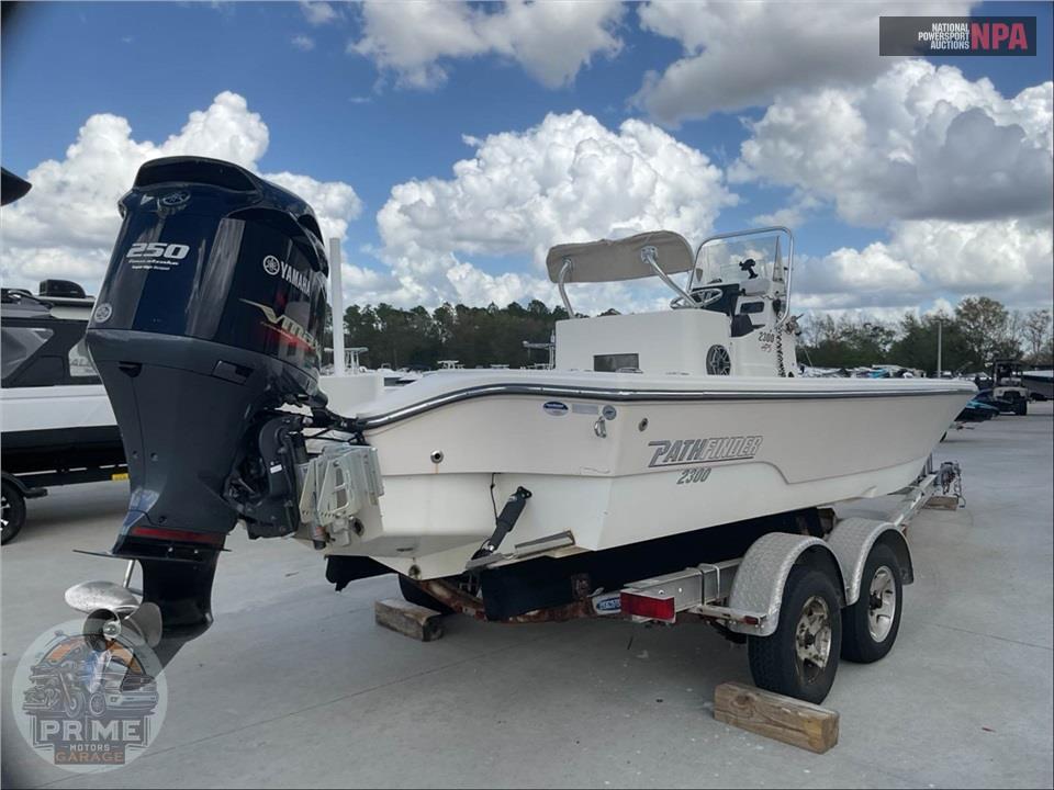 2015 Pathfinder Boat Co. 2300 HPS/CC(*) L=24/ E=1-250HP YAMAHA OB — фото 4