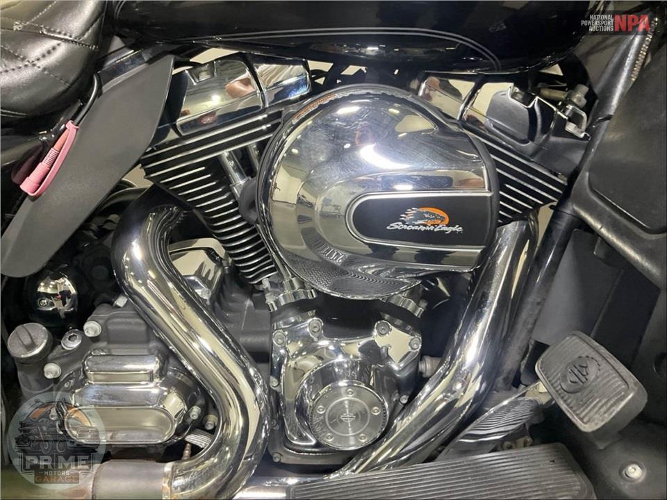 2014 Harley-Davidson FLHTCU ULTRA CLASSIC ELECTRA GLIDE — фото 6