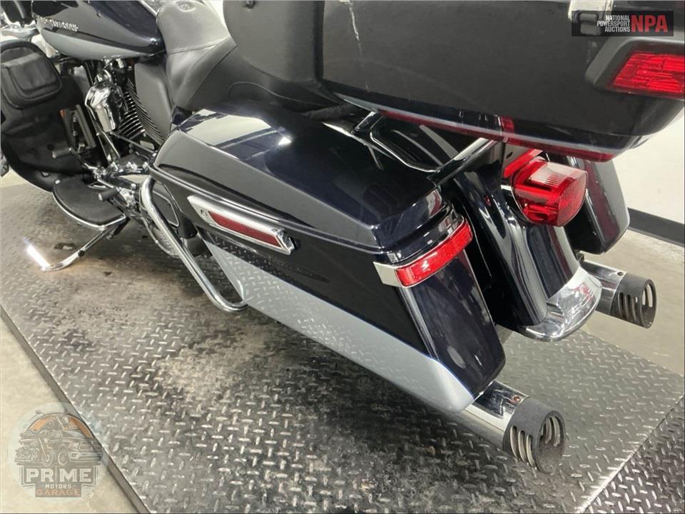 2019 Harley-Davidson FLHTK ULTRA LIMITED — фото 25