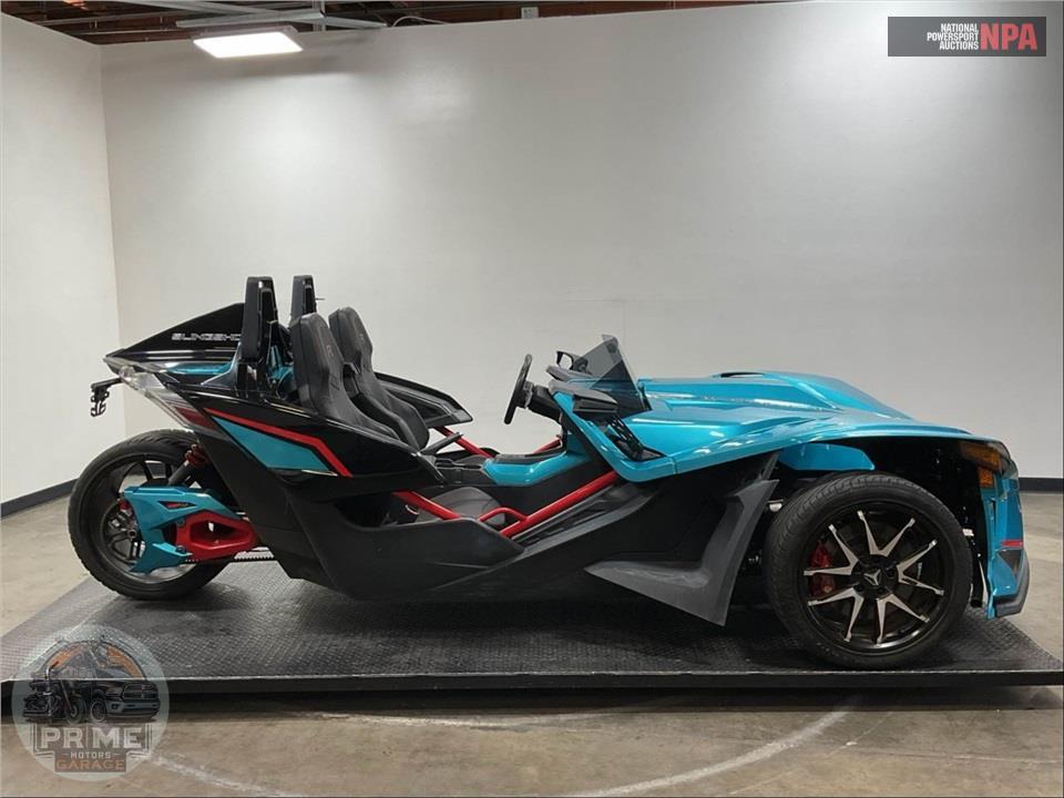 2022 Polaris SLINGSHOT R AUTODRIVE — фото 1