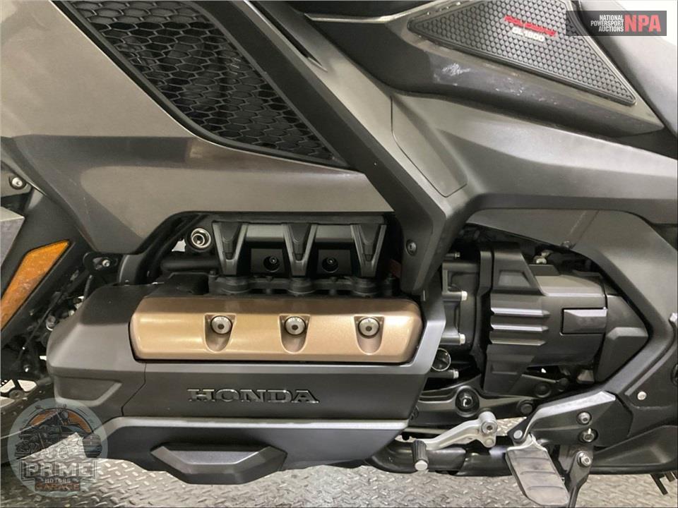 2024 Honda GL1800 GOLDWING TOUR — фото 8