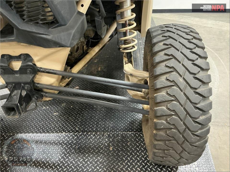2023 Can-Am MAVERICK X3 MAX X RS TURBO RR 72 (BLUE/TAN/RED) — фото 25