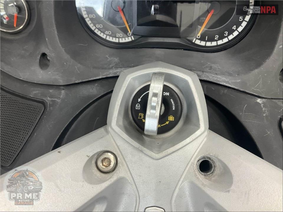 2010 Can-Am SPYDER RT-S SE5 — фото 10