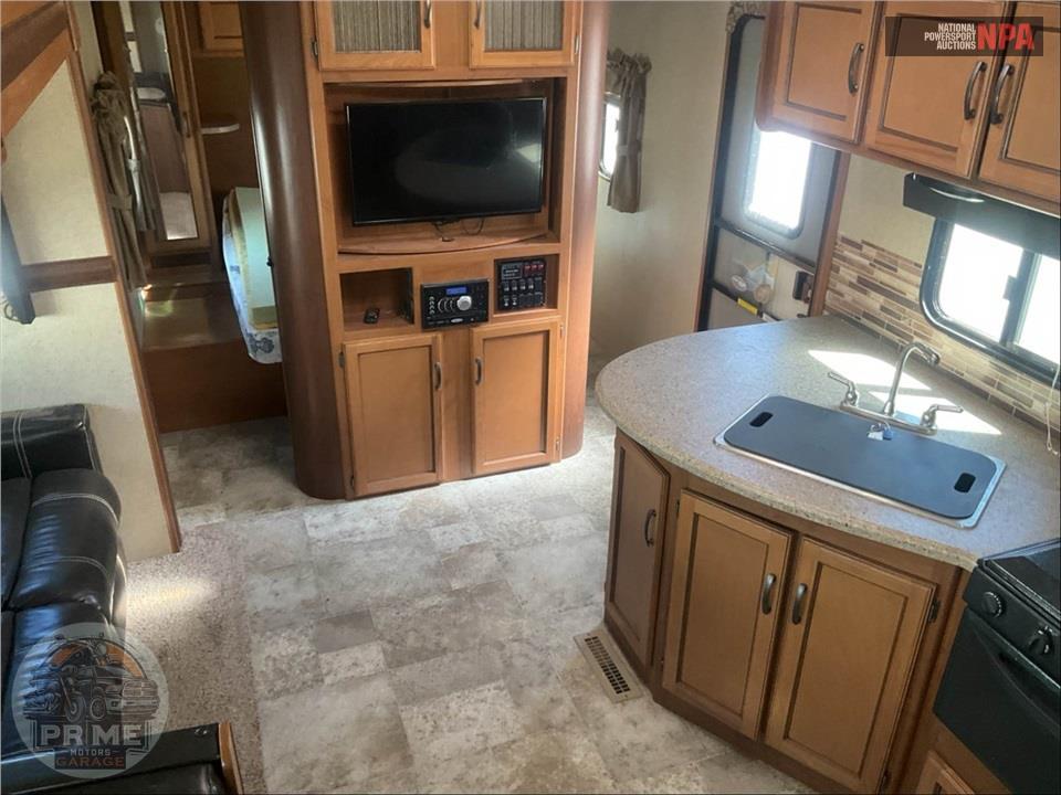 2017 Crossroads Rv M-250RB SUNSET TRAIL SUPER LITE SERIES — фото 9