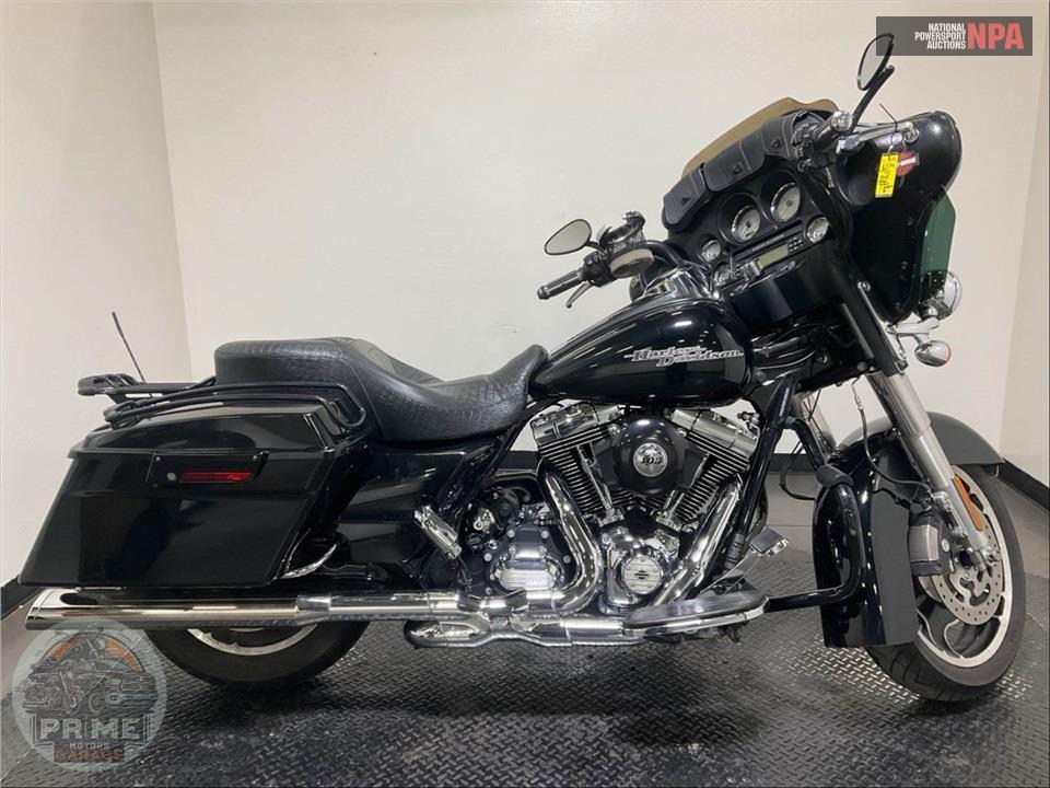 2011 Harley-Davidson FLHX-103 STREET GLIDE — фото 1