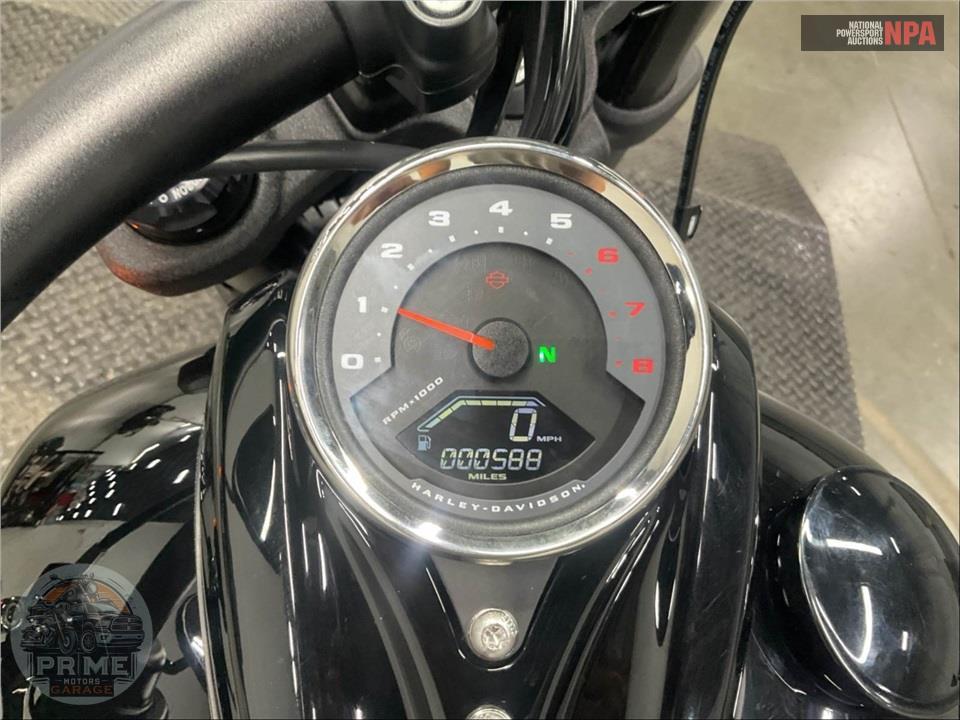 2022 Harley-Davidson FXFBS FAT BOB 114 — фото 5