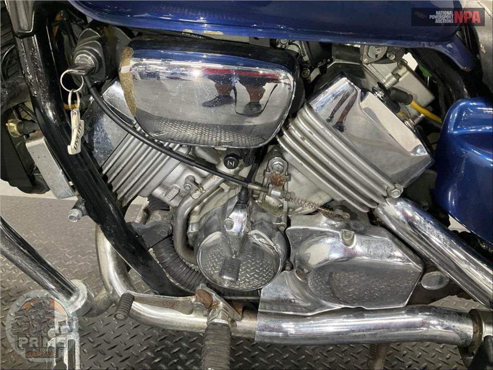 2000 Honda VF750C2Y MAGNA — фото 6