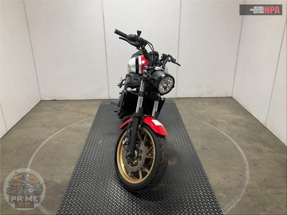 2021 Yamaha XSR700 — фото 2