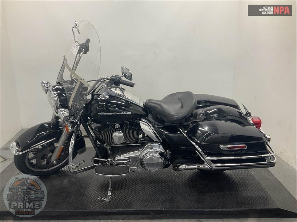 2015 Harley-Davidson FLHP POLICE ROAD KING — фото 3