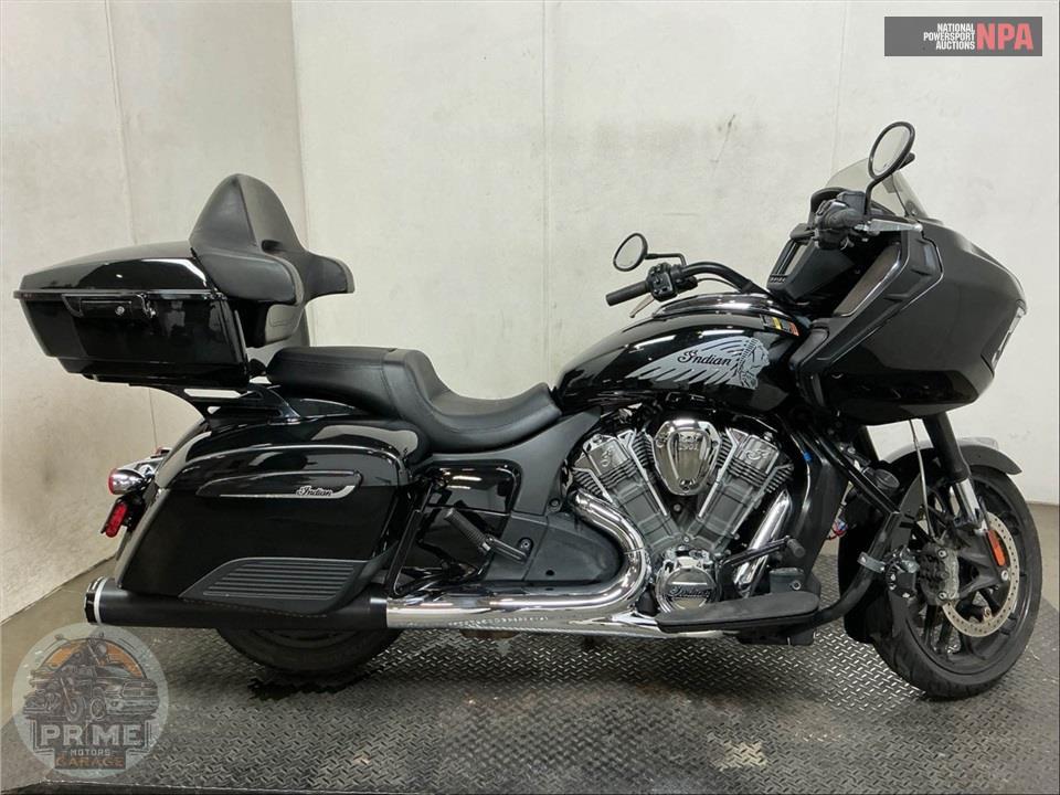 2022 Indian Motorcycle CHALLENGER (BLACK) — фото 1