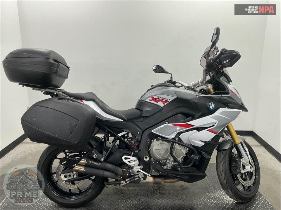 2016 BMW S1000XR