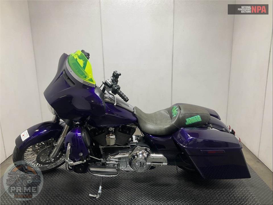 2015 Harley-Davidson FLHXS STREET GLIDE SPECIAL — фото 3
