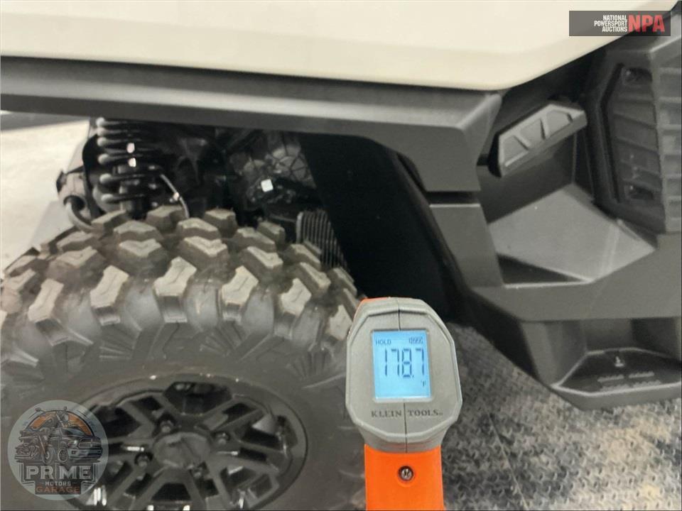 2026 Can-Am DEFENDER MAX LIMITED CAB HD11 (DESERT TAN & STEALTH BLACK) — фото 10