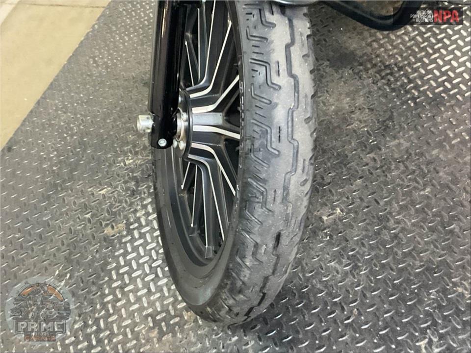2013 Harley-Davidson XL883N IRON — фото 16