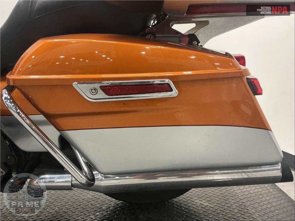 2014 Harley-Davidson FLHTK ELECTRA GLIDE ULTRA LIMITED — фото 23
