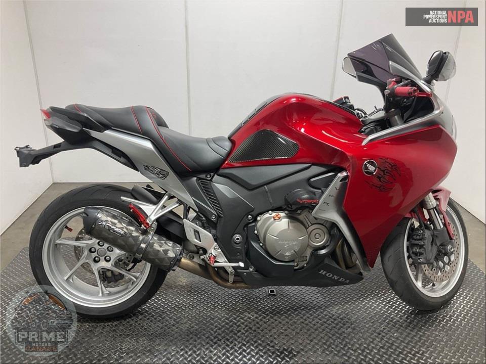 2010 Honda VFR12FAA MANUAL CLUTCH — фото 1