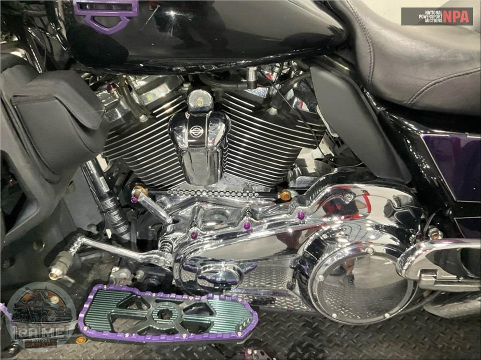 2018 Harley-Davidson FLHTCUTG TRI GLIDE ULTRA — фото 7