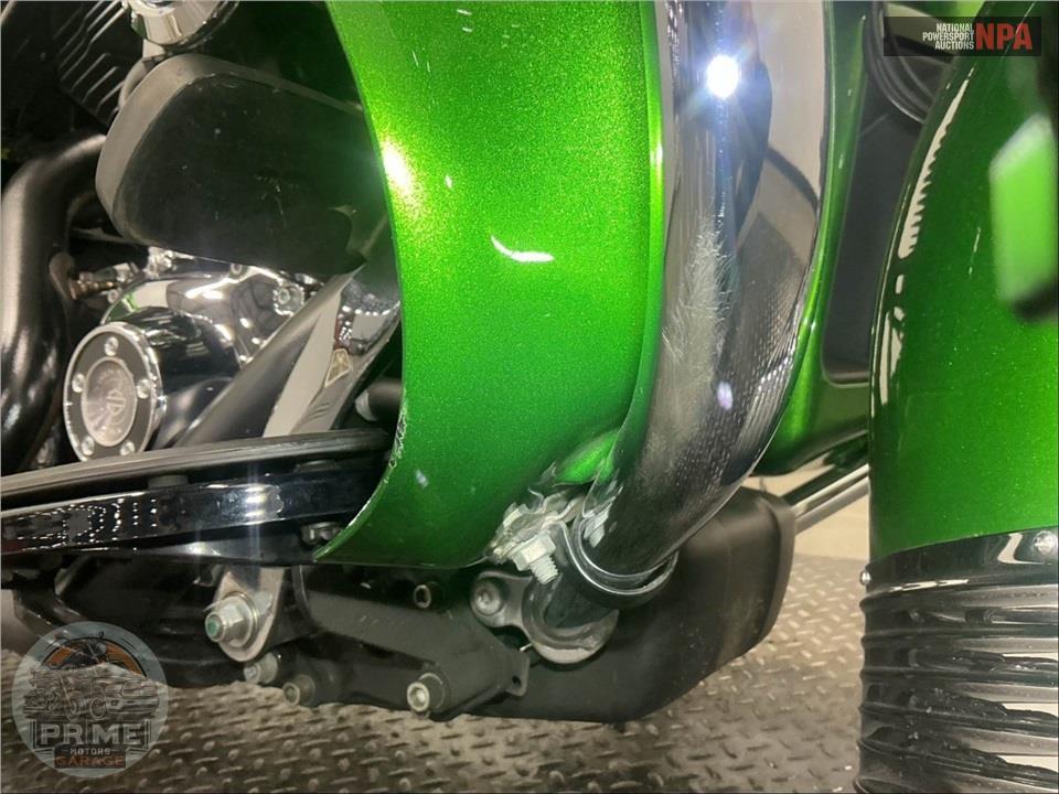 2015 Harley-Davidson FLHTKL ULTRA LIMITED LOW — фото 14