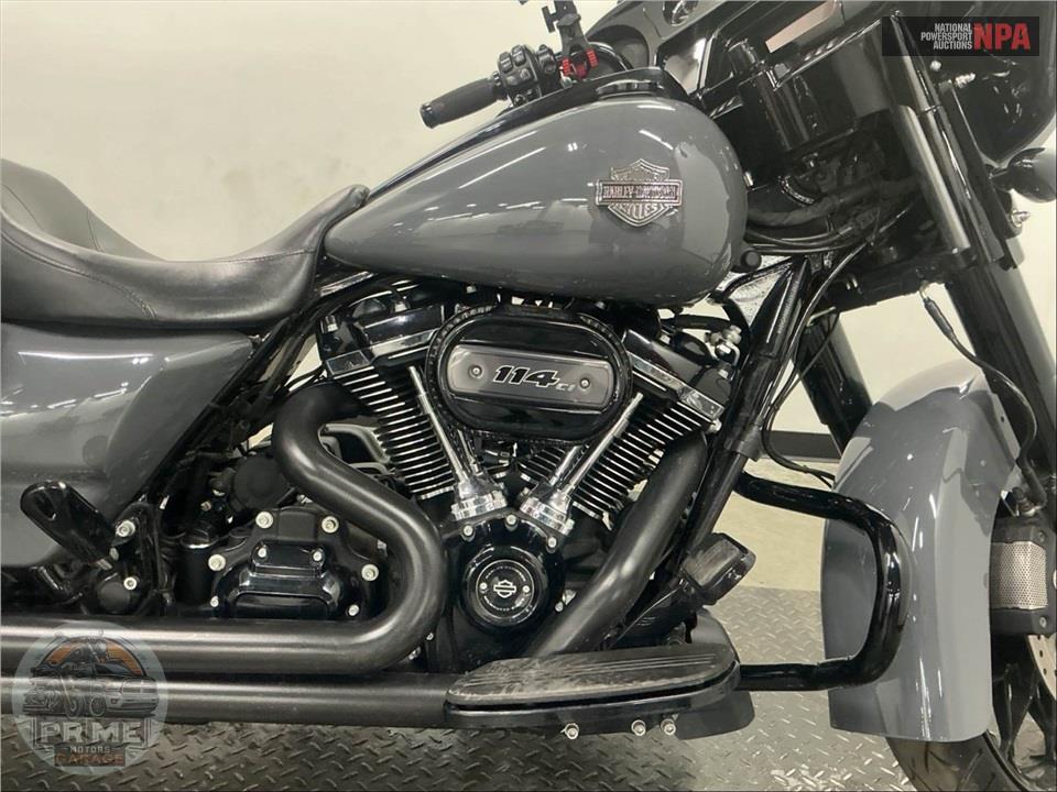 2022 Harley-Davidson FLHXS STREET GLIDE SPECIAL — фото 6