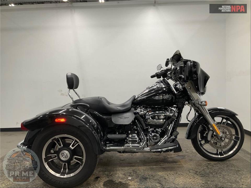2017 Harley-Davidson FLRT FREEWHEELER — фото 1