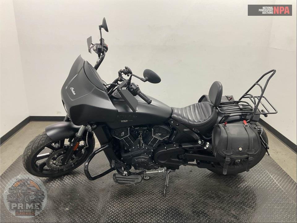 2023 Indian Motorcycle SCOUT ROGUE (ABS, BLACK METALLIC) — фото 3