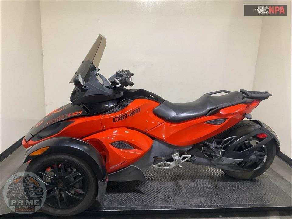 2012 Can-Am SPYDER RS-S SE5 — фото 3